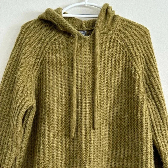 Aerie Knit Pullover with hood XS - Picture 2 of 4